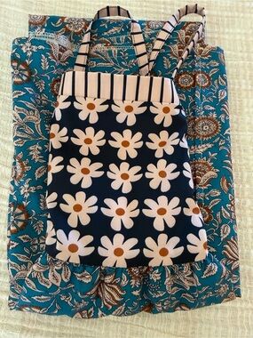 🌼 Playful Mix-And-Match Boho Maxi Dress 🔹